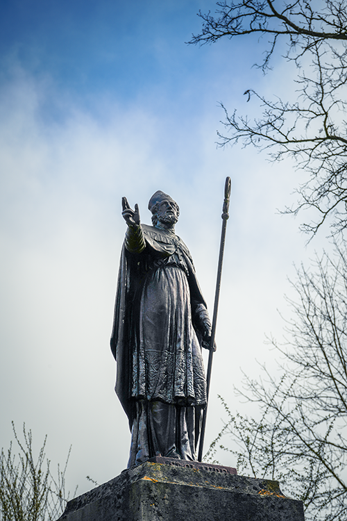 Avilley statue de Saint Claude