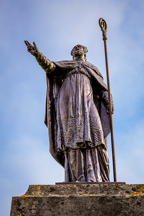 Avilley statue de Saint Claude